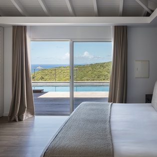 bedroom-2-avalon-track1