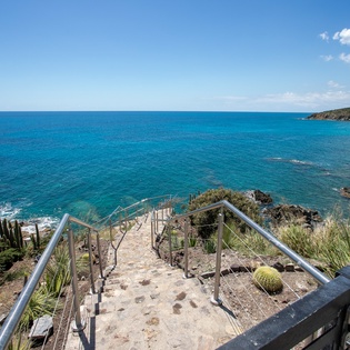 villa-view-aqua-vista-track3