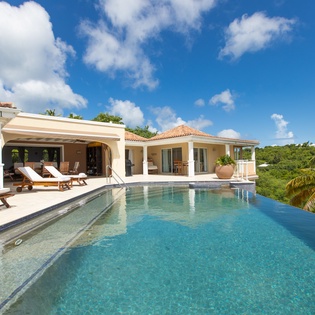 pool-villa-sea-vous-play-track6