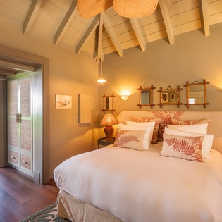 bedroom-3-maison-saline-track2