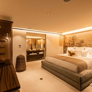 guest-bedroom2-lazuli-track1