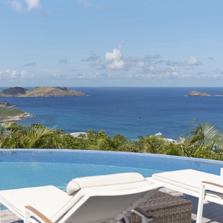 exterior-1-ellede-track5