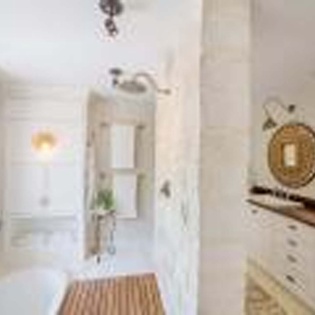 15-Bath1