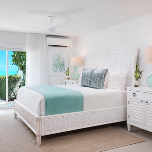 oceanside-tower-bedroom2-track1