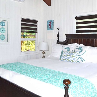 Bedroom at IE BAS, Chalk Sound/Taylors, Turks & Caicos
