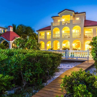 Exterior of IE PAP, Grace Bay Turtle Cove, Turks & Caicos