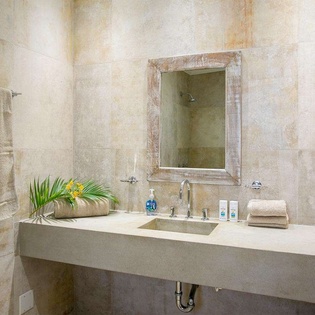 Bathroom at PIE VIT, Simpson Bay Lagoon, St. Martin