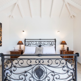 bedroom2-villa-sea-vous-play-track2