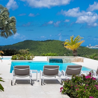 exterior-dream-in-blue-track21