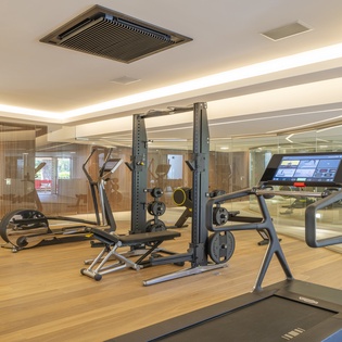 gym-room-loukoko-track1