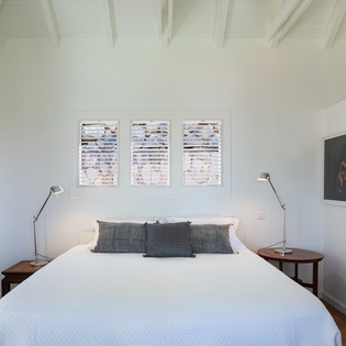 bedroom-3-angelina-track2