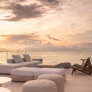 rooftop-terrace-beach-the-reserve-villa-1-track1