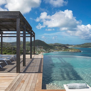 St-Barts-Villa-YEBpol03