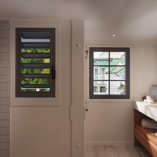 guest-bathroom3-colette-track1