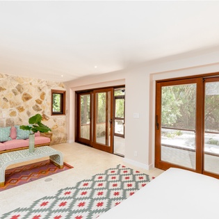 bedroom-3-the-catch-track2