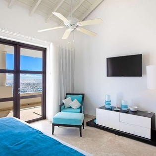 Bedroom at PIE FAR, Beachfront/Cupecoy, St. Martin