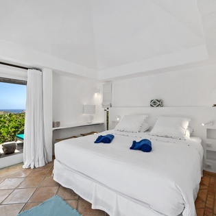 bedroom-1-casa-dolce-track2