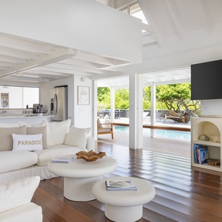 living-room-gaillac-track2