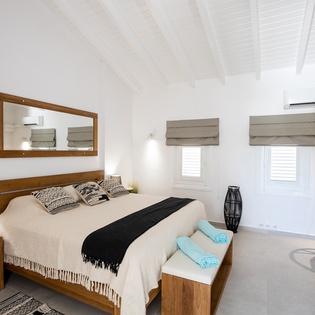 bedroom-1-azur-dream-track1