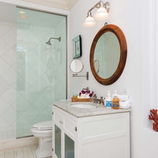 Bathroom at PL COR, Grace Bay/Leeward, Turks & Caicos