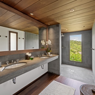 guest-bathroom-1-girasol-track2