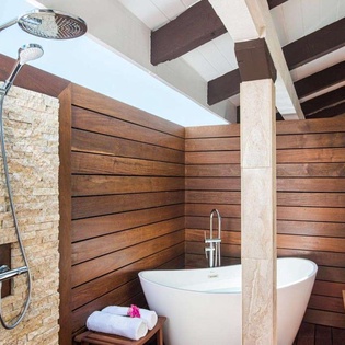 Bathroom at IE BAS, Chalk Sound/Taylors, Turks & Caicos