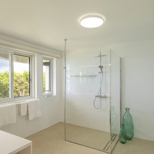 primary- bathroom-gaillac-track1