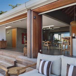 1.4-terrace-bonheur-new-villa-track2