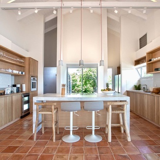19-Jasper-Kitchenjpg