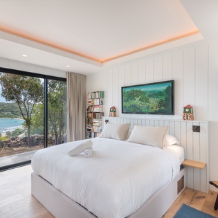 bedroom-1-nanou-track2