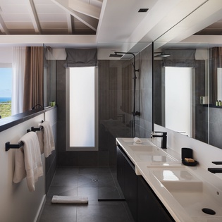 bathroom-3-avalon-track1