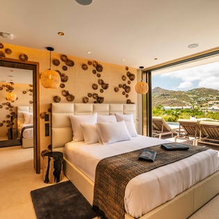 guest-bedroom2-tourmaline-track1