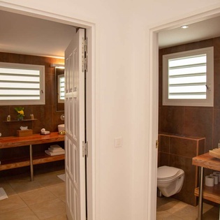 Bathroom at WV TOR, Lorient, St. Barthelemy