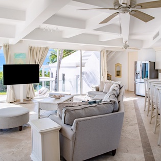 living-room-pearl-west-at-the-pearls-track1