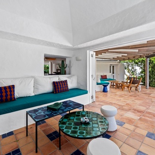 living-room-casa-dolce-track2
