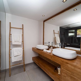 Bathroom at WV RID, Anse des Cayes, St. Barthelemy