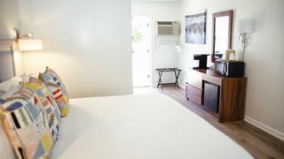 King+Room+alternate+view