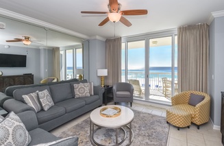 Silver Beach Towers W402