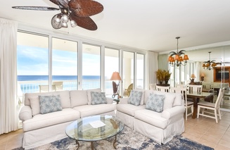 Silver Beach Towers W403