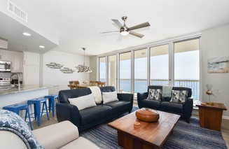 Silver Beach Towers E1604