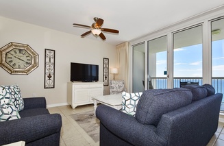 Silver Beach Towers W1603