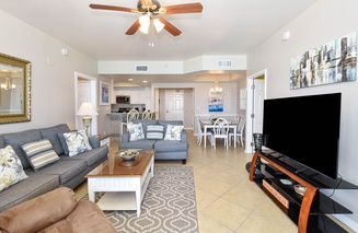 Silver Beach Towers E705
