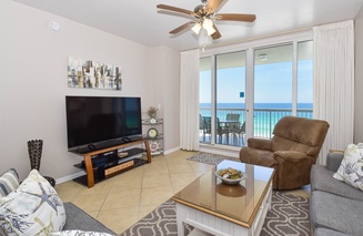 Silver Beach Towers E705
