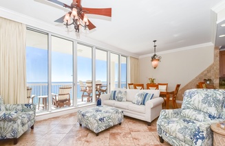 Silver Beach Towers W1703