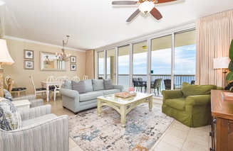 Silver Beach Towers W1604