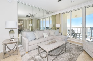 Silver Beach Towers E1406