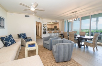 Silver Beach Towers E102