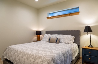 Branch B – Juniper Studio (Downstairs | Sleeps 2)