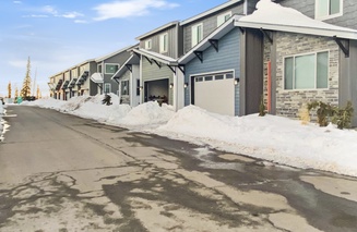 Crooked River 8 | Walk to Lifts + Hot Tub