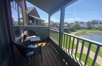 Riley`s Mountain View